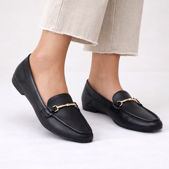 Michael Kors Black Loafers Gold Horsebit Flats Women’s Slip On 5.5 - Picture 1 of 7